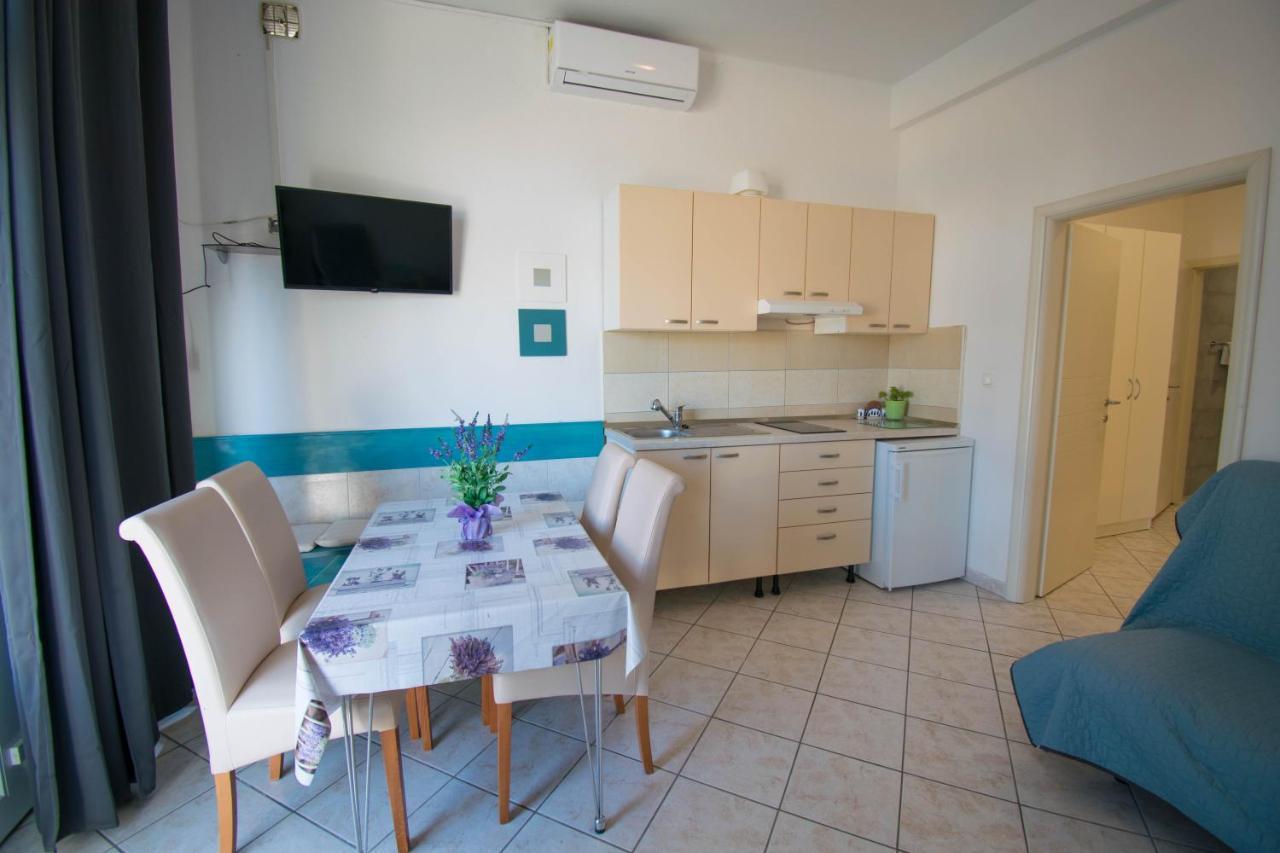 Family Apartment Manuela - Baška Voda Esterno foto